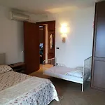 La Petite Maison - Panoramic Di Teresa De Martino *